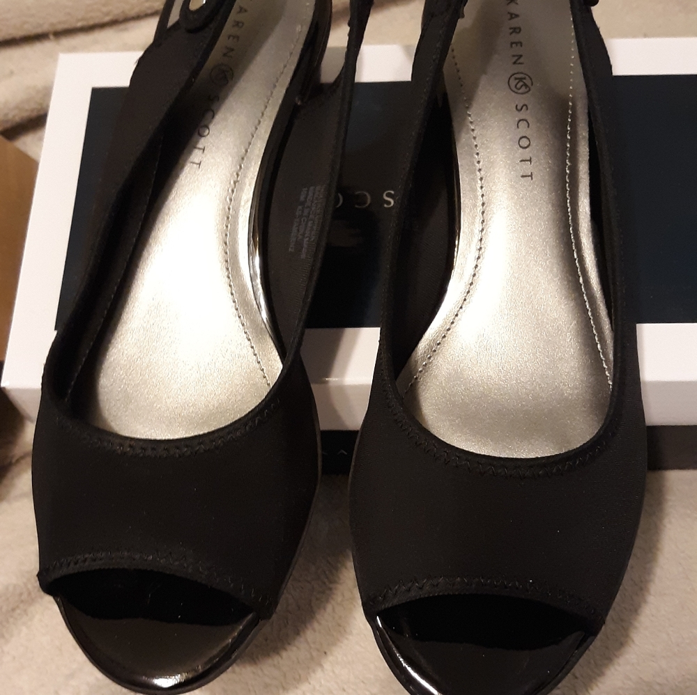 Black  shoes